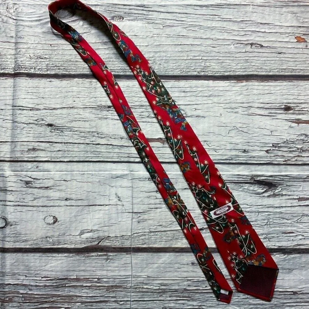 Alexander Lloyd Boston Mens Necktie Festive Holiday Christmas Classic Silk Tie